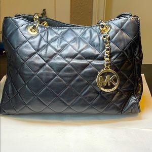 Michael Kors Susannah Medium Quilted Tote Bag